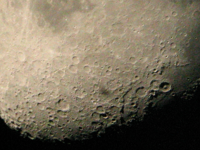../Images/moon 4.jpg